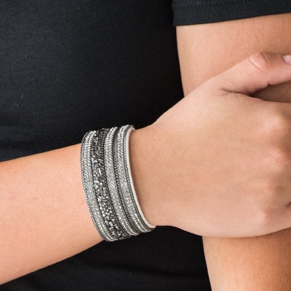 White Rock Band Bracelet - Picture 2 of 8